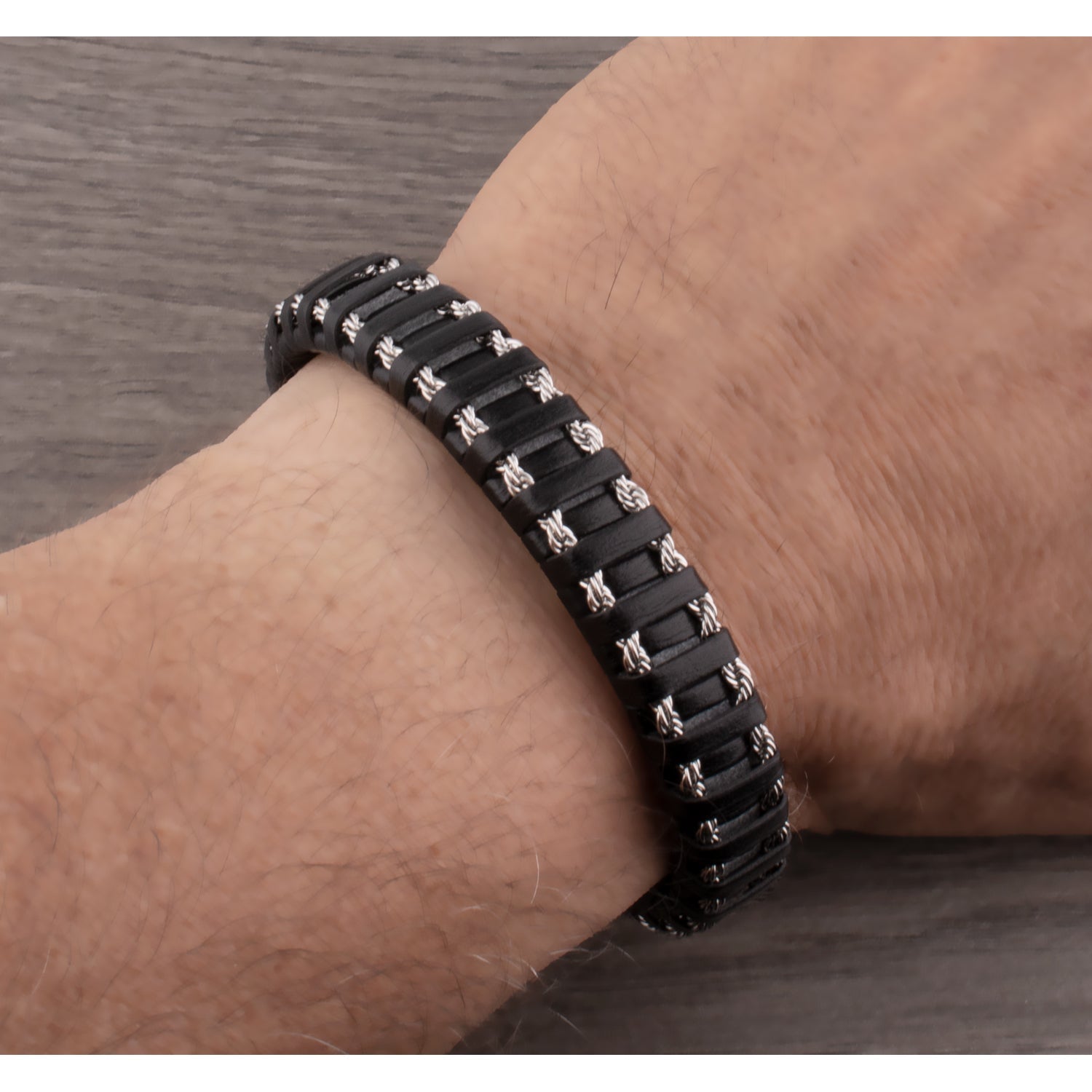 IVAN - Solid leather bracelet with stainless steel clasp - Harisson Fashion